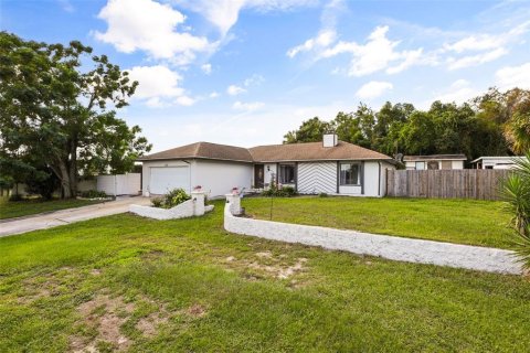 Villa ou maison à vendre à Apopka, Floride: 3 chambres, 119.57 m2 № 2431830 - photo 2