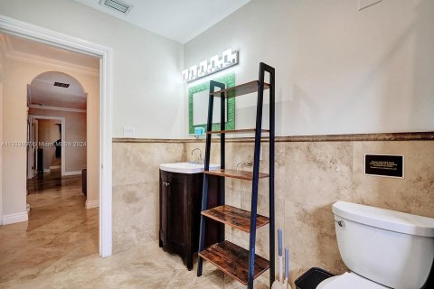 Снять в аренду виллу или дом в Холливуд, Флорида 5 спален, 260.13м2, № 1958480 - фото 24