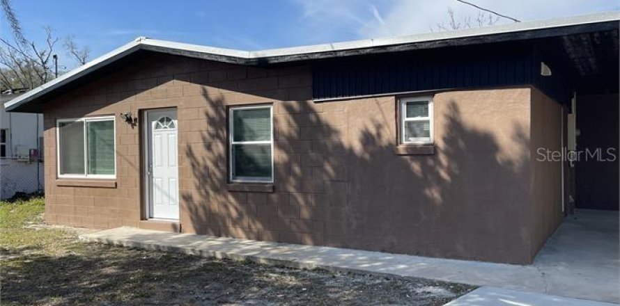 Villa ou maison à Orlando, Floride 5 chambres, 161.37 m2 № 1555652