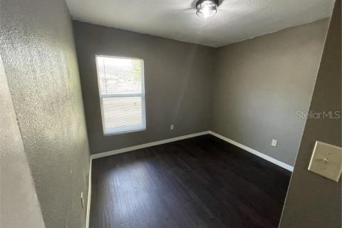 Villa ou maison à louer à Orlando, Floride: 5 chambres, 161.37 m2 № 1555652 - photo 12