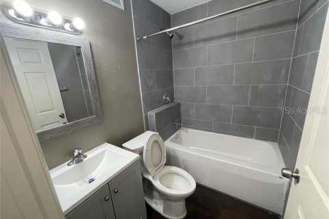 Villa ou maison à louer à Orlando, Floride: 5 chambres, 161.37 m2 № 1555652 - photo 7
