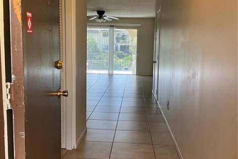 Condominio en alquiler en Altamonte Springs, Florida, 2 dormitorios, 100.52 m2 № 1912013 - foto 3