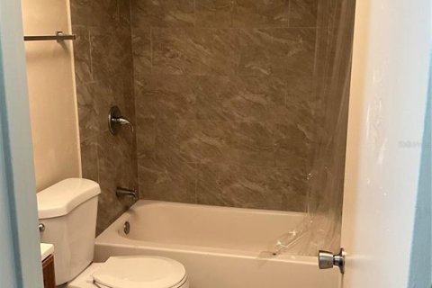 Condominio en alquiler en Altamonte Springs, Florida, 2 dormitorios, 100.52 m2 № 1912013 - foto 14