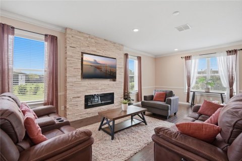 Villa ou maison à louer à Seffner, Floride: 5 chambres, 444.35 m2 № 2408369 - photo 2