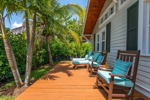 Villa ou maison à vendre à West Palm Beach, Floride: 5 chambres, 219.81 m2 № 2082268 - photo 4