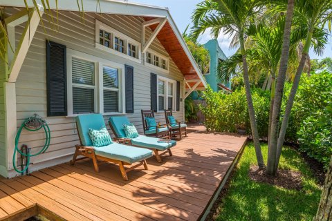 Villa ou maison à vendre à West Palm Beach, Floride: 5 chambres, 219.81 m2 № 2082268 - photo 2