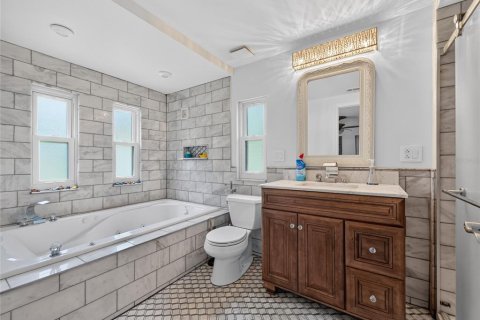 Villa ou maison à vendre à Astatula, Floride: 6 chambres, 220.74 m2 № 2237953 - photo 16