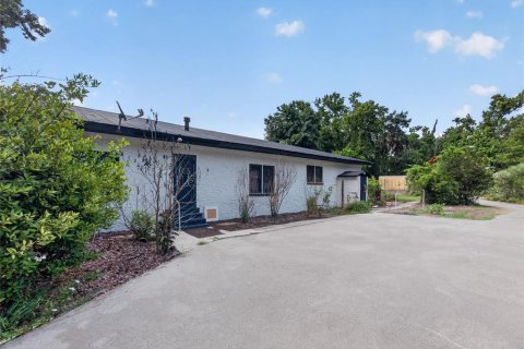 Villa ou maison à vendre à Astatula, Floride: 6 chambres, 220.74 m2 № 2237953 - photo 3