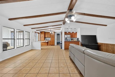 Villa ou maison à vendre à Astatula, Floride: 6 chambres, 220.74 m2 № 2237953 - photo 6
