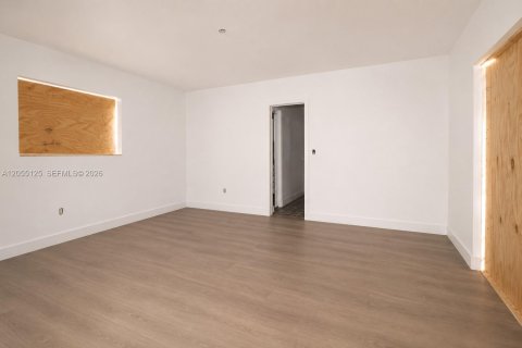 Casa en venta en Palmetto Bay, Florida, 4 dormitorios, 195.28 m2 № 2172876 - foto 4