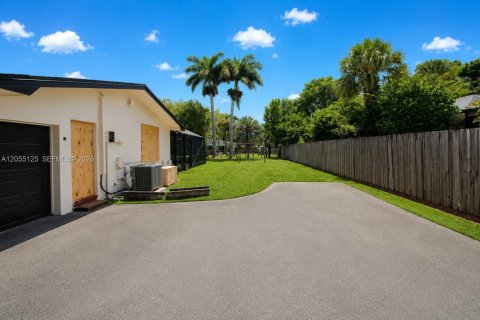 Casa en venta en Palmetto Bay, Florida, 4 dormitorios, 195.28 m2 № 2172876 - foto 24