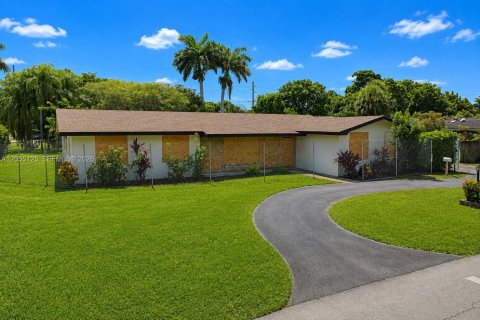 Casa en venta en Palmetto Bay, Florida, 4 dormitorios, 195.28 m2 № 2172876 - foto 20