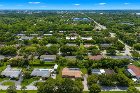 Casa en venta en Palmetto Bay, Florida, 4 dormitorios, 195.28 m2 № 2172876 - foto 26