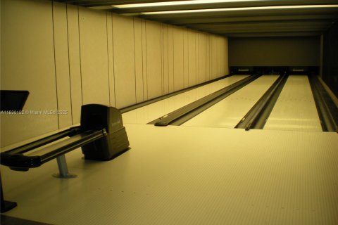 Купить кондоминиум в Майами, Флорида 2 спальни, 109.16м2, № 1807696 - фото 23