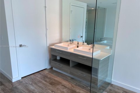 Купить кондоминиум в Майами, Флорида 2 спальни, 109.16м2, № 1807696 - фото 7