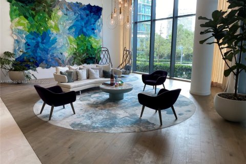 Купить кондоминиум в Майами, Флорида 2 спальни, 109.16м2, № 1807696 - фото 18