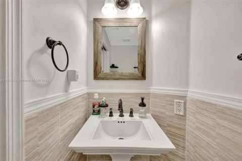 Casa en venta en Weston, Florida, 3 dormitorios, 168.62 m2 № 1745661 - foto 14