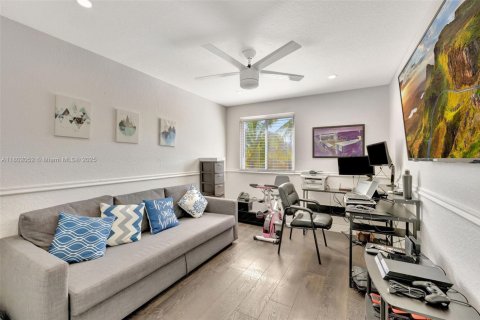Casa en venta en Weston, Florida, 3 dormitorios, 168.62 m2 № 1745661 - foto 21