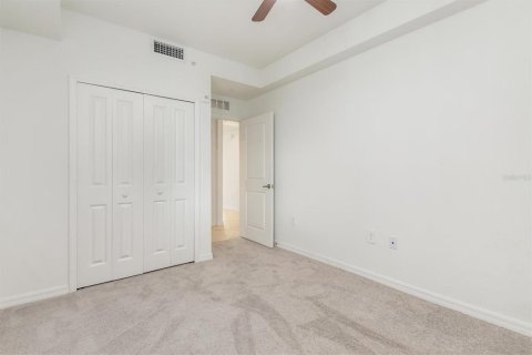 Condo in Venice, Florida, 2 bedrooms in WELLEN PARK  № 2305073 - photo 26