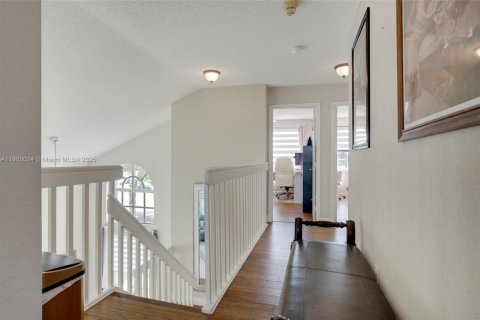 Купить виллу или дом в Пемброк-Пайнс, Флорида 3 спальни, 196.3м2, № 1954281 - фото 21