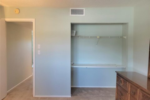 Condo in Dunedin, Florida, 2 bedrooms  № 1913566 - photo 19