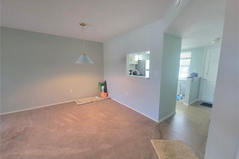 Condo in Dunedin, Florida, 2 bedrooms  № 1913566 - photo 24