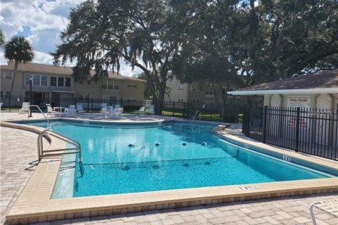Condo in Dunedin, Florida, 2 bedrooms  № 1913566 - photo 28