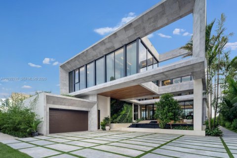 House in Miami Beach, Florida 7 bedrooms, 771.09 sq.m. № 2189764 - photo 6