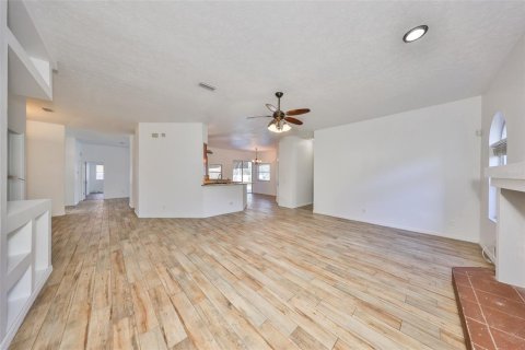 Villa ou maison à vendre à Valrico, Floride: 4 chambres, 301.47 m2 № 1825103 - photo 14
