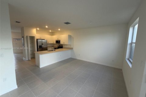 Touwnhouse à louer à Homestead, Floride: 3 chambres № 1984726 - photo 7