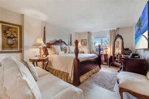 Condominio en venta en Coral Gables, Florida, 2 dormitorios, 140.28 m2 № 2000799 - foto 7