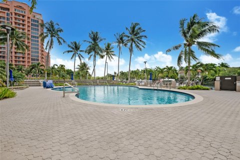 Condominio en venta en Coral Gables, Florida, 2 dormitorios, 140.28 m2 № 2000799 - foto 13