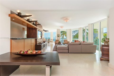 Купить кондоминиум в Майами, Флорида 3 спальни, 319.96м2, № 2062509 - фото 13