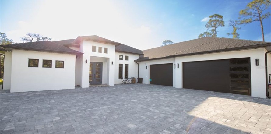 Casa en North Port, Florida 3 dormitorios, 344.02 m2 № 1761524