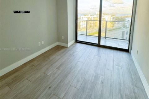 Copropriété à vendre à Miami, Floride: 3 chambres, 103.12 m2 № 1896981 - photo 19