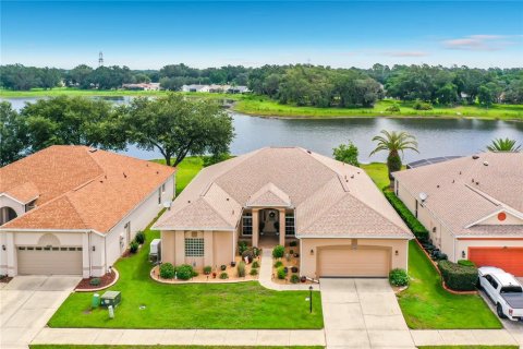 House in Leesburg, Florida 3 bedrooms, 246.19 sq.m. № 2236884 - photo 6