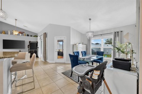 Villa ou maison à vendre à Ocala, Floride: 3 chambres, 186.27 m2 № 2202021 - photo 17