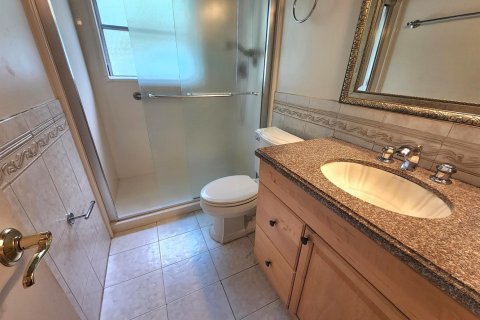 Copropriété à vendre à Pompano Beach, Floride: 3 chambres, 129.13 m2 № 2259936 - photo 11