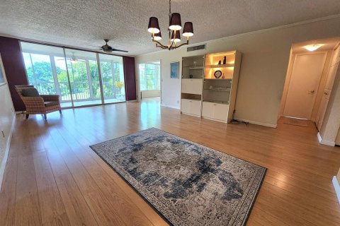 Copropriété à vendre à Pompano Beach, Floride: 3 chambres, 129.13 m2 № 2259936 - photo 4