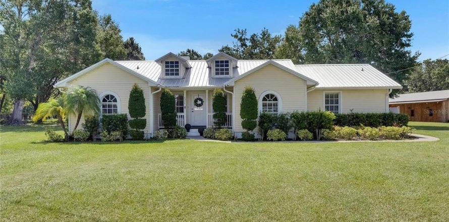 Casa en Plant City, Florida 6 dormitorios, 331.38 m2 № 1798508