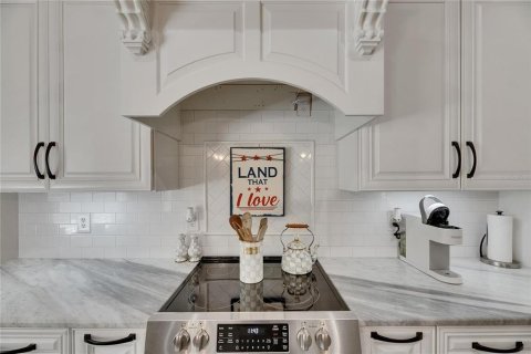 Casa en venta en Plant City, Florida, 6 dormitorios, 331.38 m2 № 1798508 - foto 6