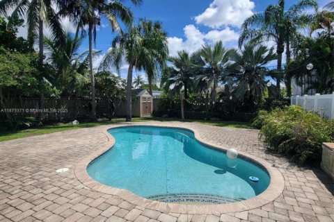 Villa ou maison à louer à Fort Lauderdale, Floride: 3 chambres, 126.25 m2 № 1921618 - photo 21