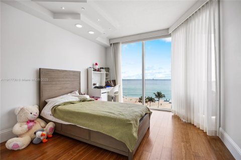 Condo in Sunny Isles Beach, Florida, 3 bedrooms  № 1972333 - photo 12