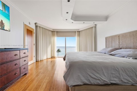 Condo in Sunny Isles Beach, Florida, 3 bedrooms  № 1972333 - photo 9