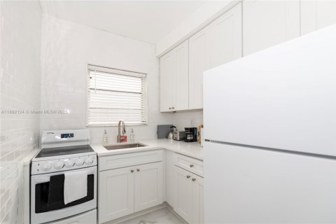 Appartement à louer à Miami Beach, Floride: 1 chambre, 69.68 m2 № 2169796 - photo 13