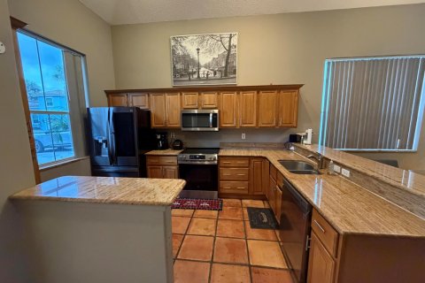 House in Lake Worth, Florida 3 bedrooms, 150.69 sq.m. № 2181740 - photo 3