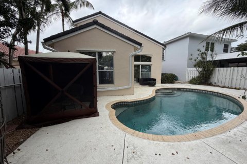 House in Lake Worth, Florida 3 bedrooms, 150.69 sq.m. № 2181740 - photo 20