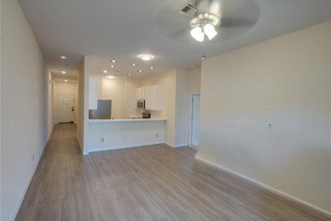 Condominio en venta en Davenport, Florida, 3 dormitorios, 113.99 m2 № 1568942 - foto 21