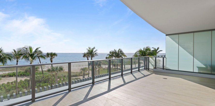 Condo à Pompano Beach, Floride, 3 chambres № 1871285