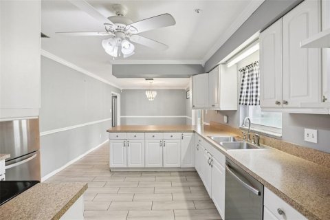 Villa ou maison à vendre à Dundee, Floride: 3 chambres, 186.55 m2 № 1912064 - photo 7